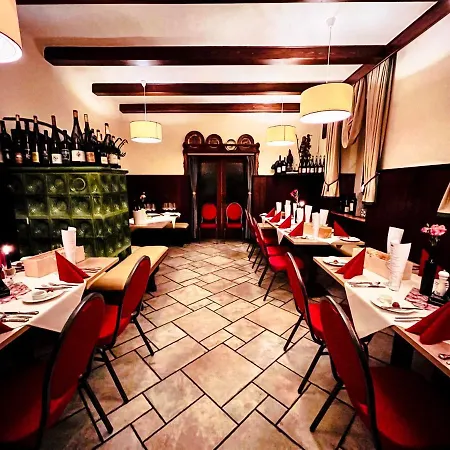 Stierschneider's Weinhotel Wachau & Wiazhaus Spitz an der Donau