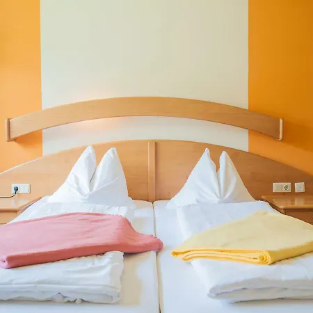 Stierschneider's Weinhotel Wachau & Wiazhaus Hotell 3*
