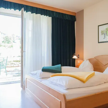 Stierschneider's Weinhotel Wachau & Wiazhaus