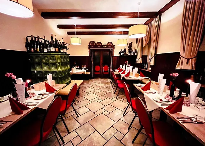 Stierschneider's Weinhotel Wachau & Wiazhaus Spitz an der Donau